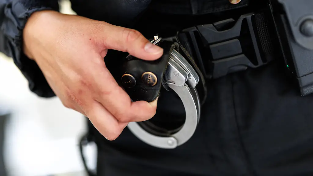 Besorgnis über den Verkauf von Generalschlüsseln für Handschellen