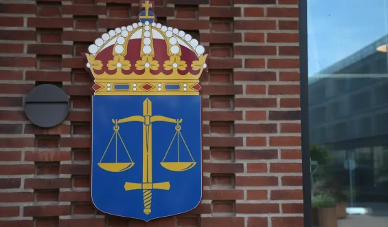 Rocker-Club Mitglied wegen schwerer Vergehen angeklagt