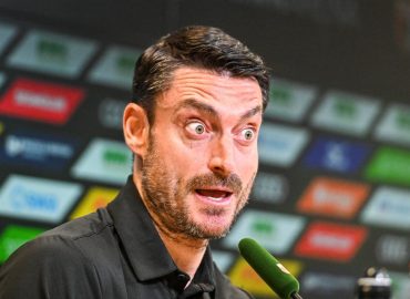 Trainer Albert Riera verlässt Eintracht Frankfurt nach nur 100 Tagen