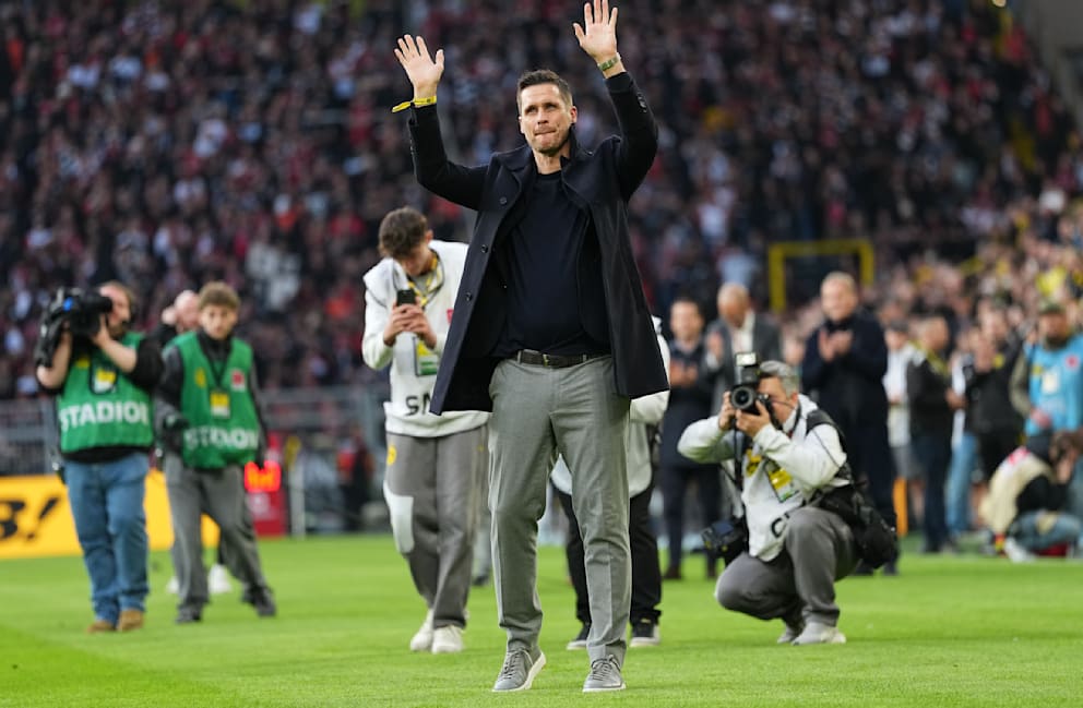 Emotionale Abschiedsszene von Sebastian Kehl in Dortmund