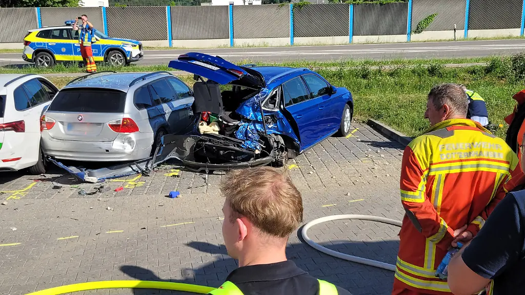 Tödlicher Unfall auf Parkplatz in Dotternhausen