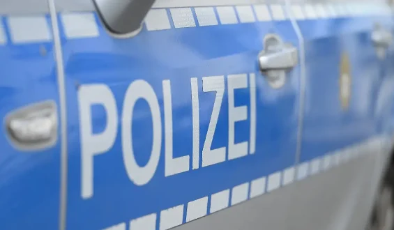Berliner Polizei ermittelt nach schwerem Fenstersturz