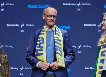 Bundeskanzler Merz räumt Herausforderungen und Proteste ein