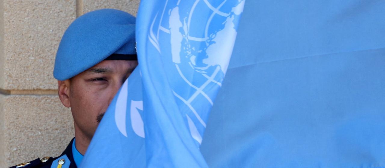 Internationale Friedenseinsätze: Herausforderungen und Zukunftsperspektiven