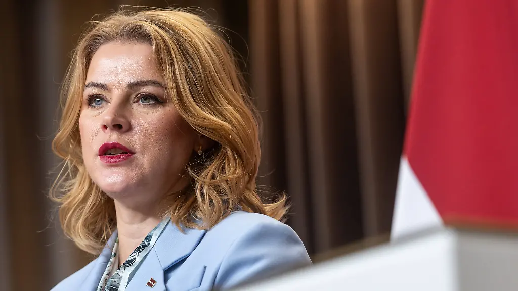 Vertrauensentzug in Lettland führt zu Rücktritt der Regierungschefin