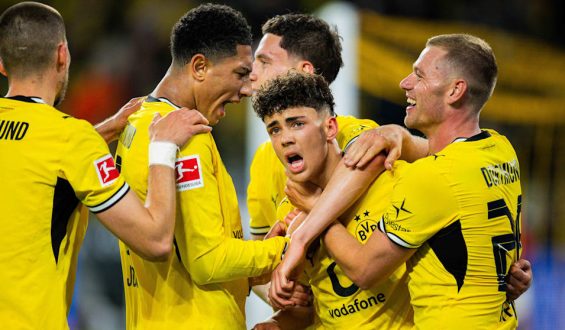 BVB Triumphiert Über Frankfurt