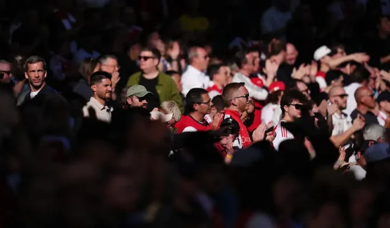 Erster Titel nach 22 Jahren? Der England-Gigant, der gegen seinen Schatten kämpft