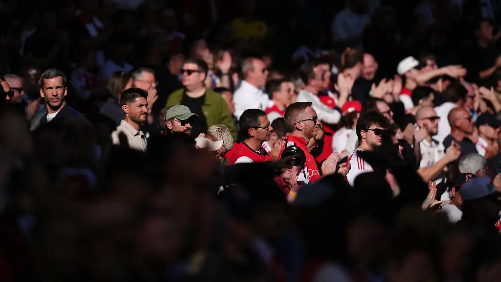 Erster Titel nach 22 Jahren? Der England-Gigant, der gegen seinen Schatten kämpft