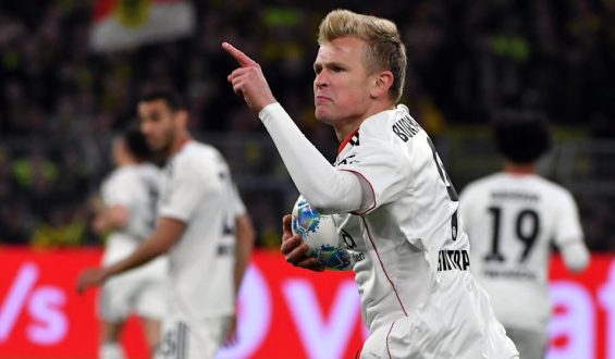 Interner Eklat bei Eintracht Frankfurt: Burkardt sorgt für Aufregung