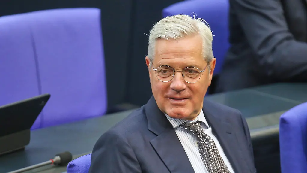 Röttgen: Iran-Krieg schwächt Russland