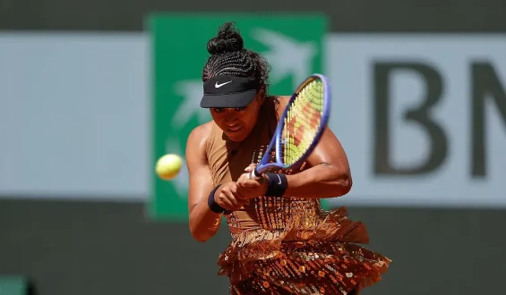 Laura Siegemund scheidet bei French Open aus, Naomi Osaka sorgt mit Outfit für Aufsehen