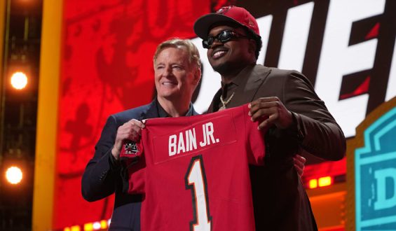 Breece Hall erhält langfristigen Vertrag bei den New York Jets