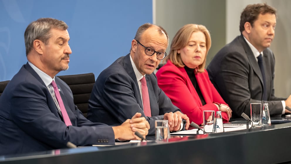 Experten warnen vor Wachstums der AfD in Umfragen