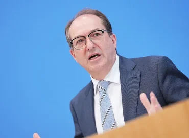 Dobrindt lehnt striktes Social-Media-Verbot für Kinder ab