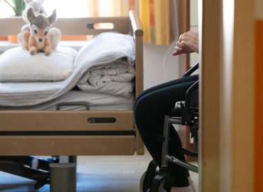 Pläne zur Pflegeversicherung: Reaktionen und Kontroversen
