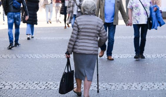 Rentenkommission dementiert Bericht über höheres Renteneintrittsalter