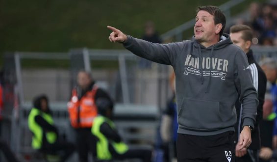 Trainerwechsel bei Hannover 96: Erfolgstrainer tritt ab