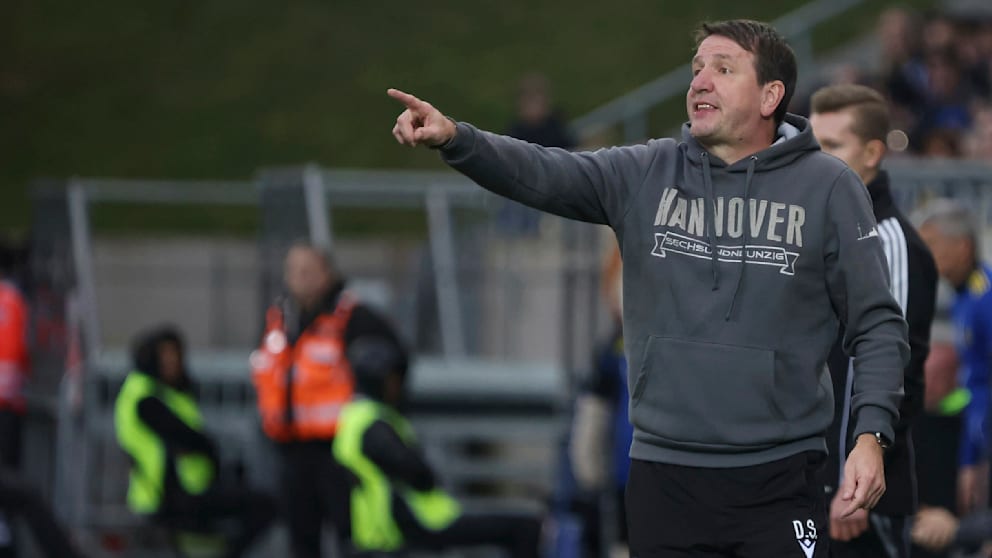 Trainerwechsel bei Hannover 96: Erfolgstrainer tritt ab