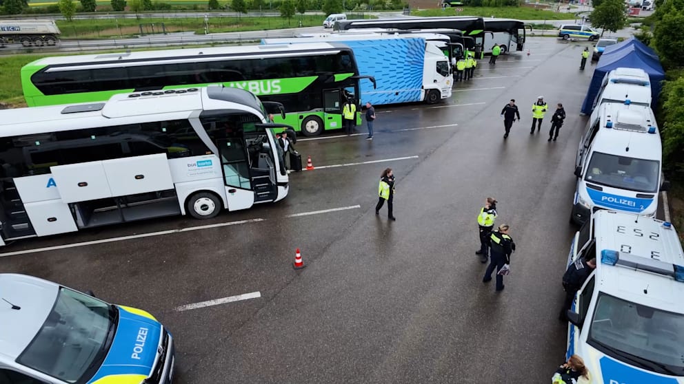 Schockierende Ergebnisse bei einer Kontrolle von Reisebussen auf der A8