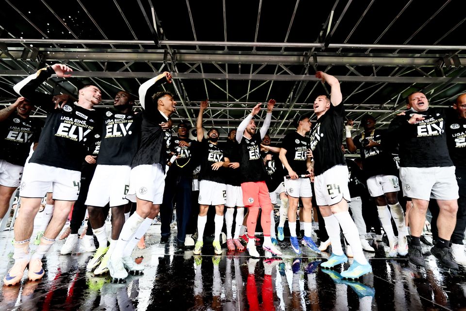 Fußballfieber in Elversberg: Ein Dorf erobert die Bundesliga