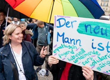 Proteste gegen Gewalt an Frauen in Berlin und Hamburg