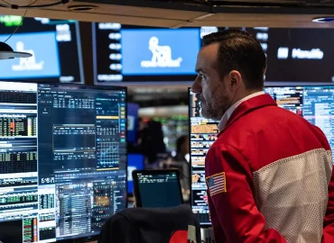 US-Börsen unter Druck durch steigende Inflation und geopolitische Unsicherheiten