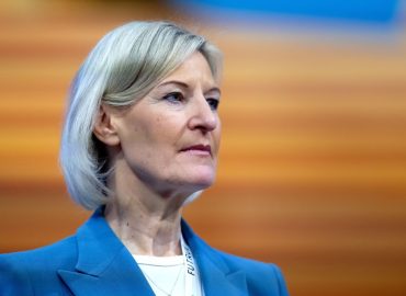 Die Kontroverse um Angelika Niebler: Nebentätigkeiten und deren Folgen