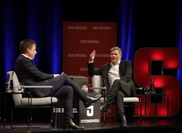 Robert Habecks Rückkehr in die Öffentlichkeit: Ein Blick auf seine politische Karriere
