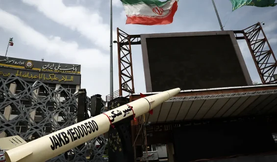 Iran behält Großteil seines Raketenarsenals trotz Krieg