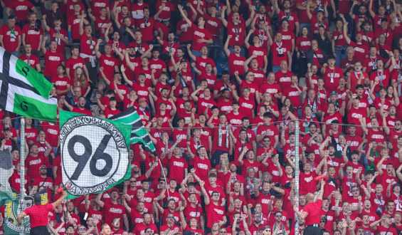 Hannover 96 Schwört auf den Aufstieg mit Fans