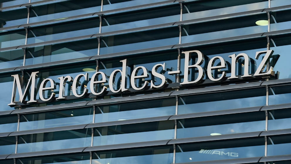 Mercedes-Benz verkauft Autohäuser an Kanadier