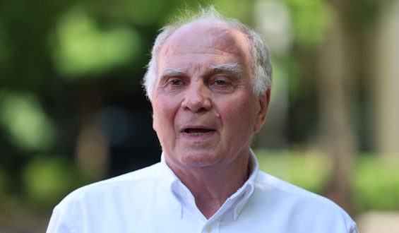 Der Transfer, den Hoeneß vorantreibt: Die Baustellen des FC Bayern