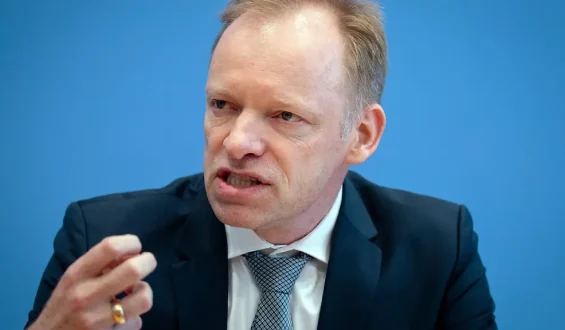 Ifo-Geschäftsklima zeigt leichte Verbesserung
