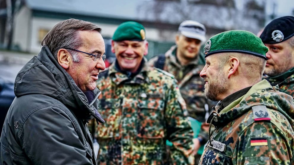 Mega-Geschenk für Bundeswehr-Soldaten in Litauen