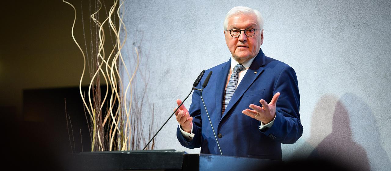 Bundespräsident fordert Engagement zum 77. Jahrestag des Grundgesetzes