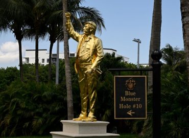 Kontroverse um goldene Trump-Statue in Florida