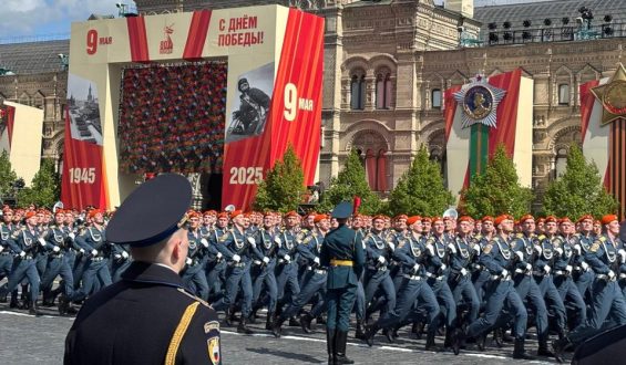 Waffenruhe: Siegesparade in Moskau ohne militärische Vorführungen