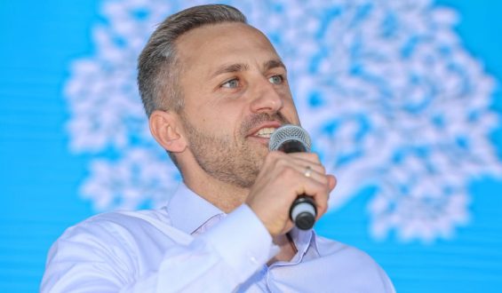 “Züge eines Staatsstreichs” in Sachsen-Anhalt?: Der AfD-Plan für die Machtübernahme