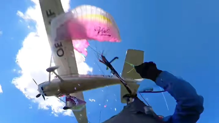 Paragliderin äußert sich nach Kollision mit Cessna