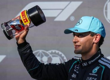 Russell siegt im hitzigen Duell beim Sprintrennen in Montréal