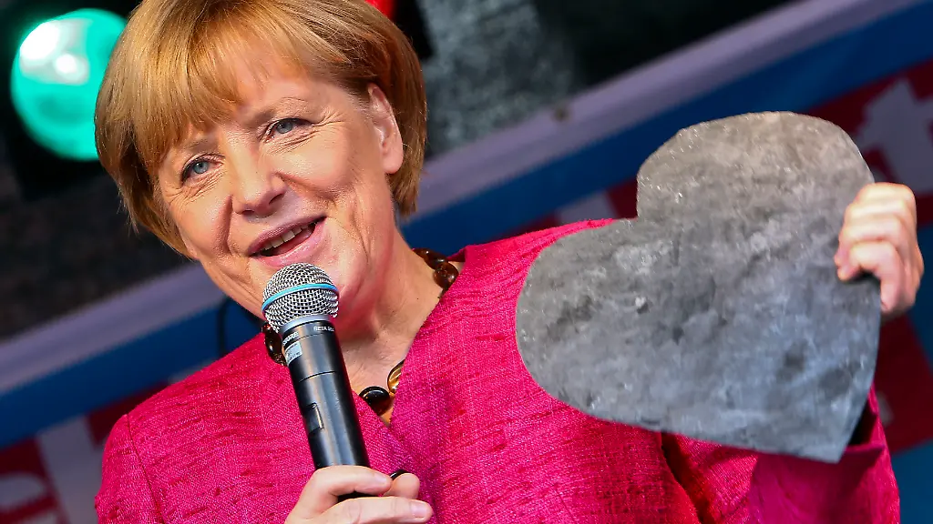 Merkel ruft zu mehr Toleranz in politischen Debatten auf
