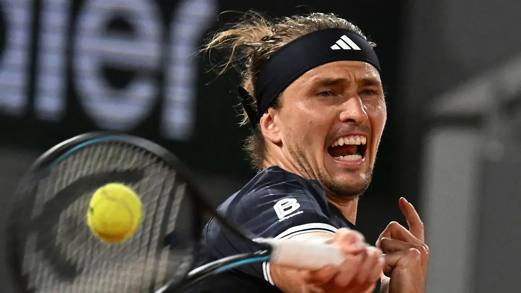 Zverev erreicht Achtelfinale in Paris
