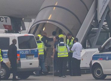 Kosten und Aufwand beim Abschiebeflug nach Afghanistan