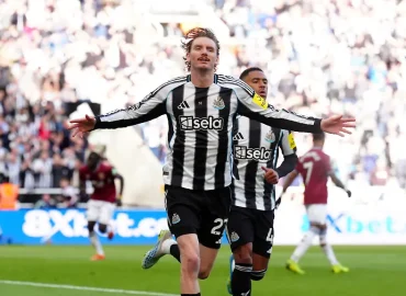 Nick Woltemades wichtiger Treffer für Newcastle