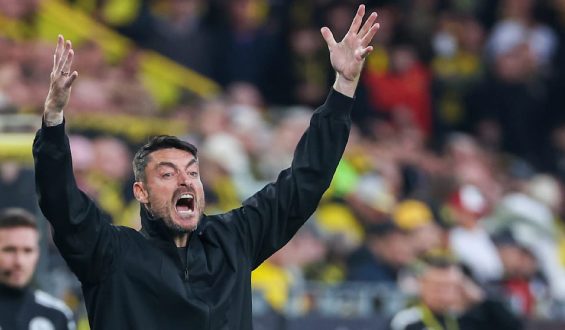 Kruses Kritik an Eintracht-Trainer Riera