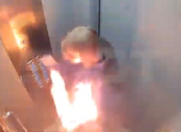Powerbank verursacht Explosion im Aufzug