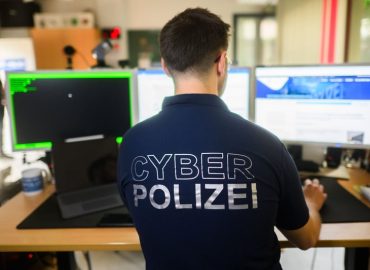 Politiker fordern strenge Regeln für KI-Modelle wie ‘Mythos’