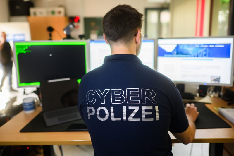 Politiker fordern strenge Regeln für KI-Modelle wie ‘Mythos’