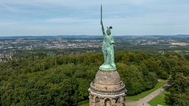 Widerstand gegen Windkraftprojekt: AfD und die Kontroverse um das Hermannsdenkmal