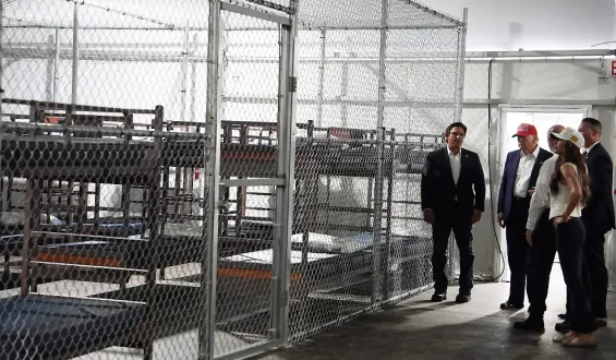 Abschiebeknast „Alligator Alcatraz“ in Florida vor Schließung